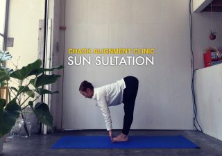 太陽礼拝レベルアップ！アルダウッターナアーサナのミスアライメント