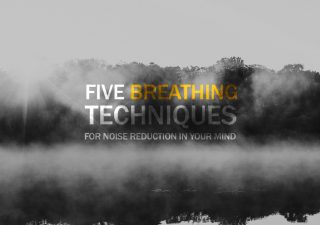 マインドのノイズを軽減する5つのヨガ呼吸法