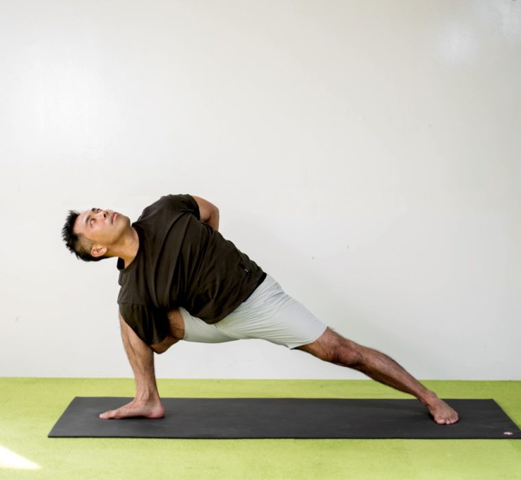 Masahiro Hashiguchi - Yoga & Wellness Yu Studio