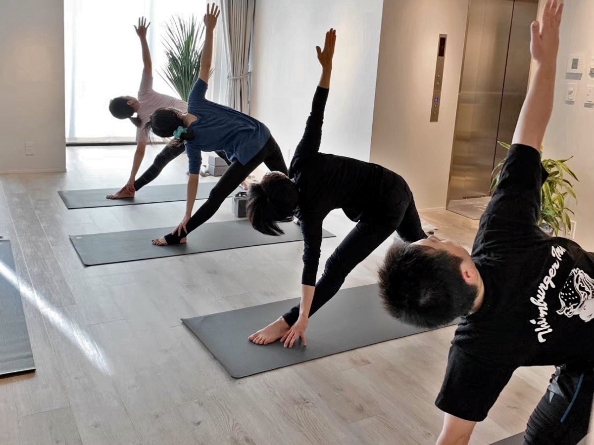 品川区 武蔵小山 ヨガスタジオ Yu Studio - Vinyasa Flow