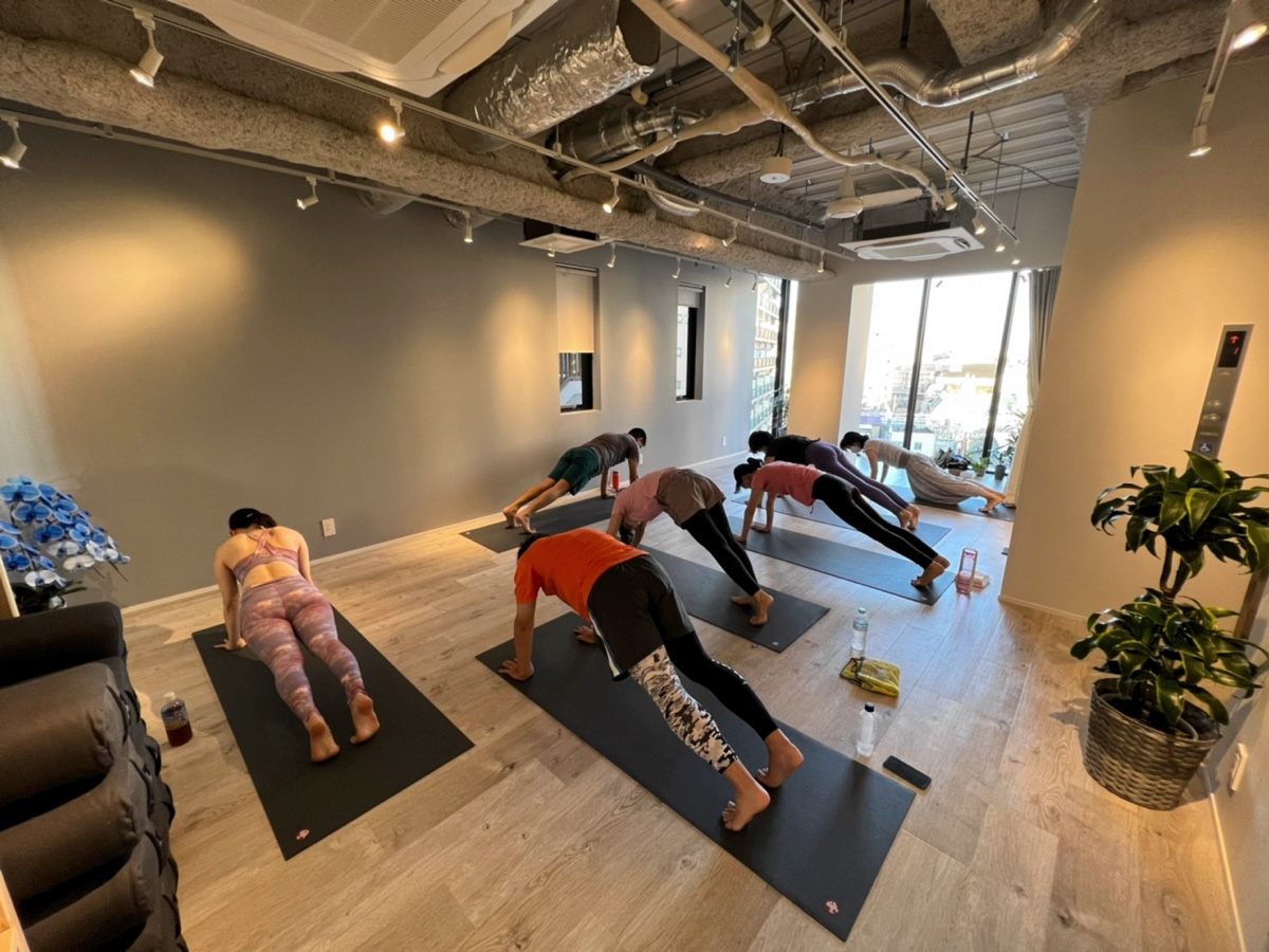 品川区武蔵小山 ヨガスタジオ Yu Studio - ベーシックヨガ