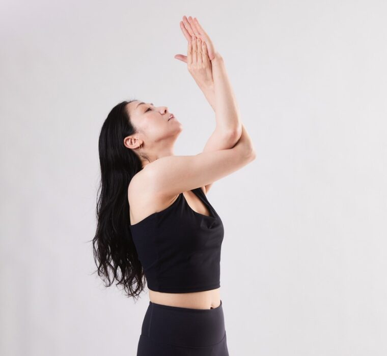 三宅香織 - 武蔵小山ヨガ Yoga & Wellness Yu Studio