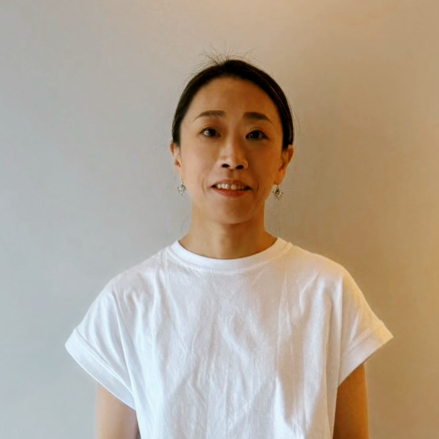 わき まきこ- 武蔵小山ヨガ Yoga & Wellness Yu Studio